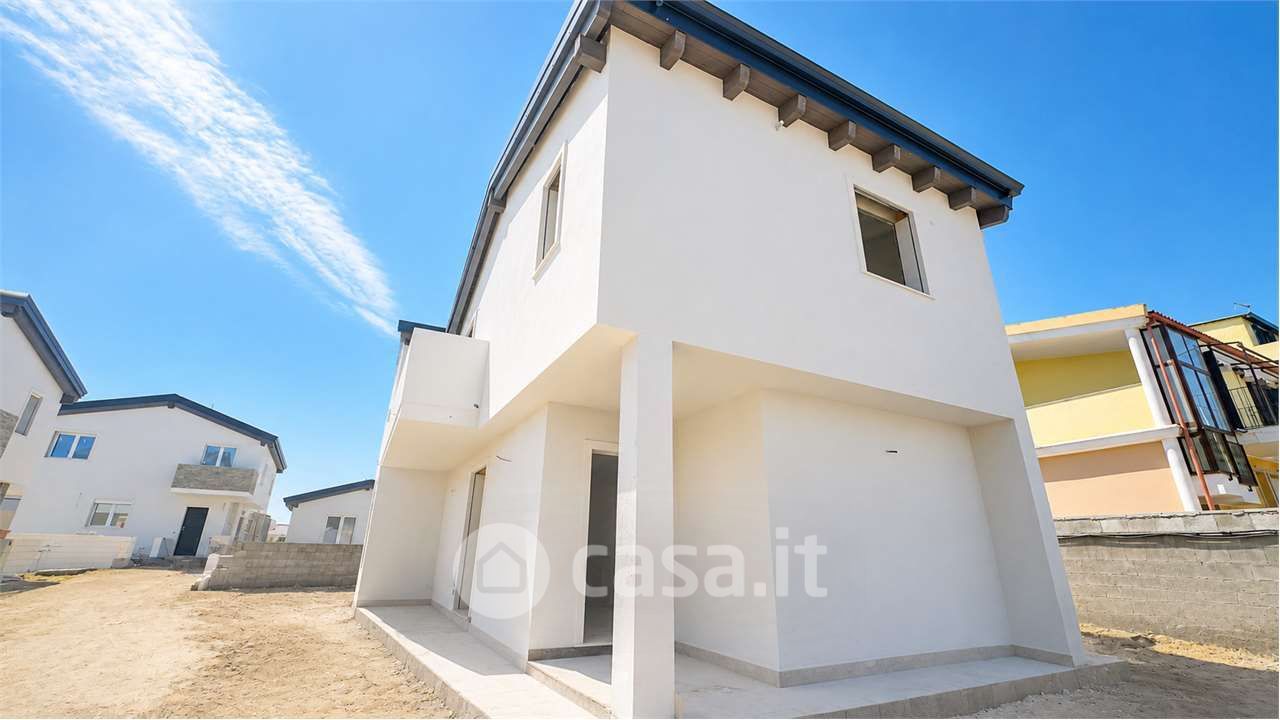 Casa bifamiliare in Via Is Corrias